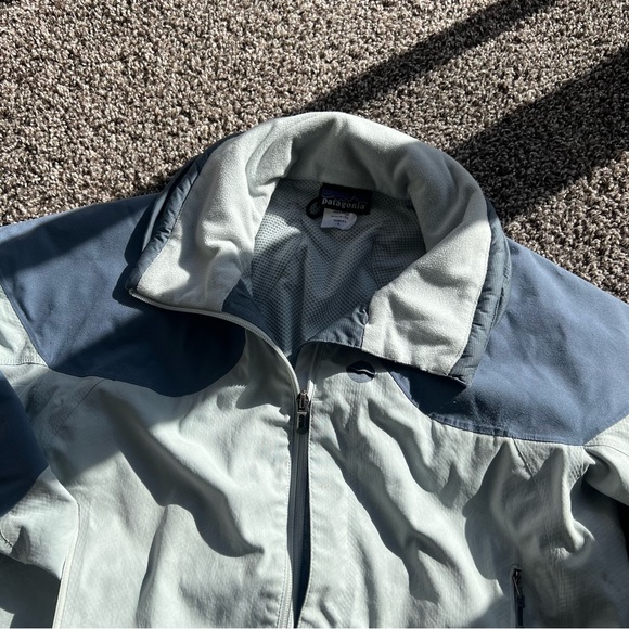 Patagonia Grey Blue Rain Jacket - Picture 3 of 14